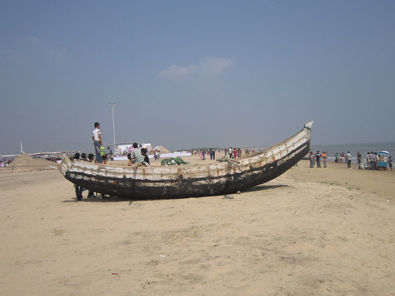 File:Traditional boat.jpg