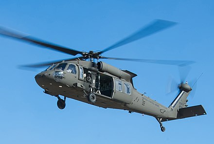 Uh 60m black hawk. Американский вертолёт Sikorsky uh-60 Black Hawk устройство. Канадские штурмовые вертолеты. Uh-60 китайский. Sikorsky uh-60 без фона.