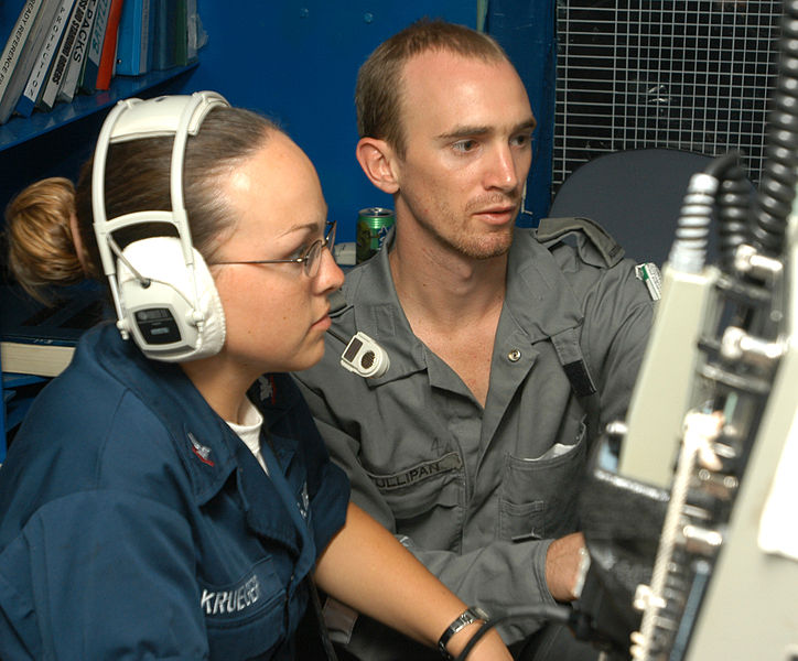 File:US Navy 040712-N-4304S-081 U.S. Navy Electronic Warfare Technician 3rd Class Kristin Krueger from Merrill, Wis., assigned to the guided missile destroyer USS John Paul Jones (DDG 53), trains alongside Able Seaman Combat Systems.jpg