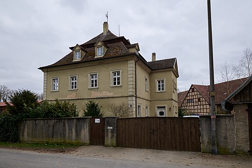 Ullstadt, Am Bleichwasen 2 Sugenheim 20210406 148