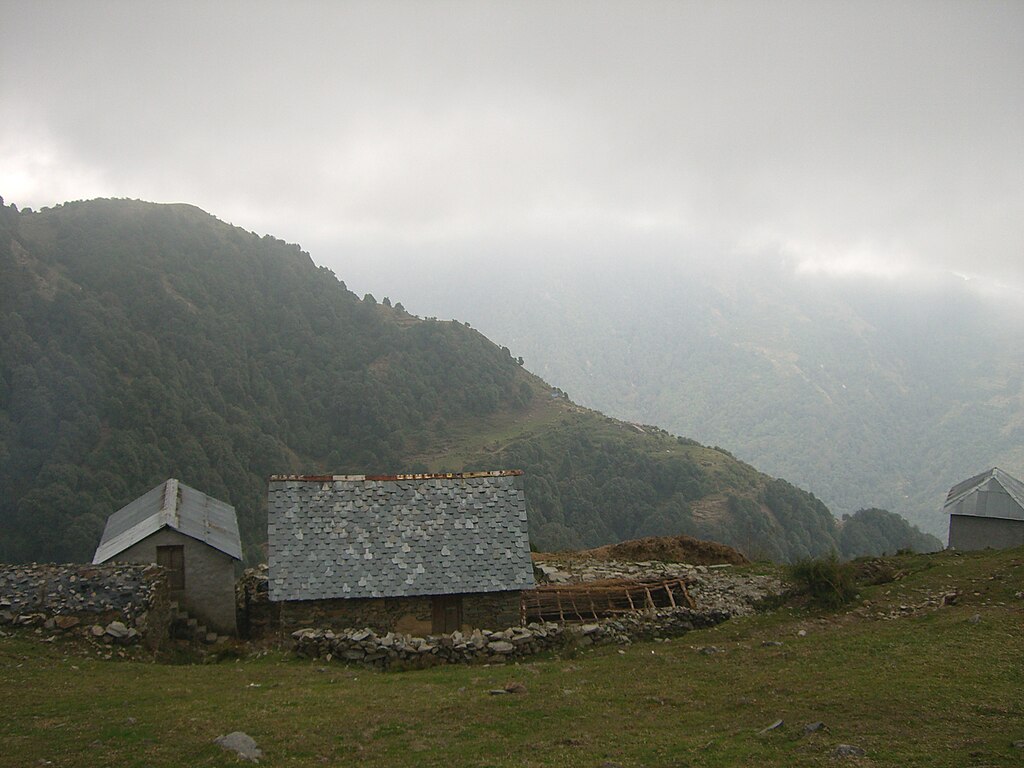 View on a mountains from Bir-Billing