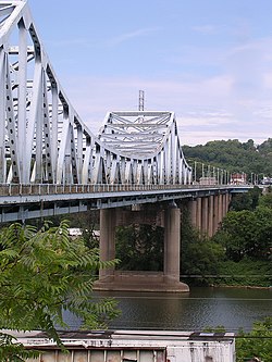 Le pont commémoratif WD Mansfield