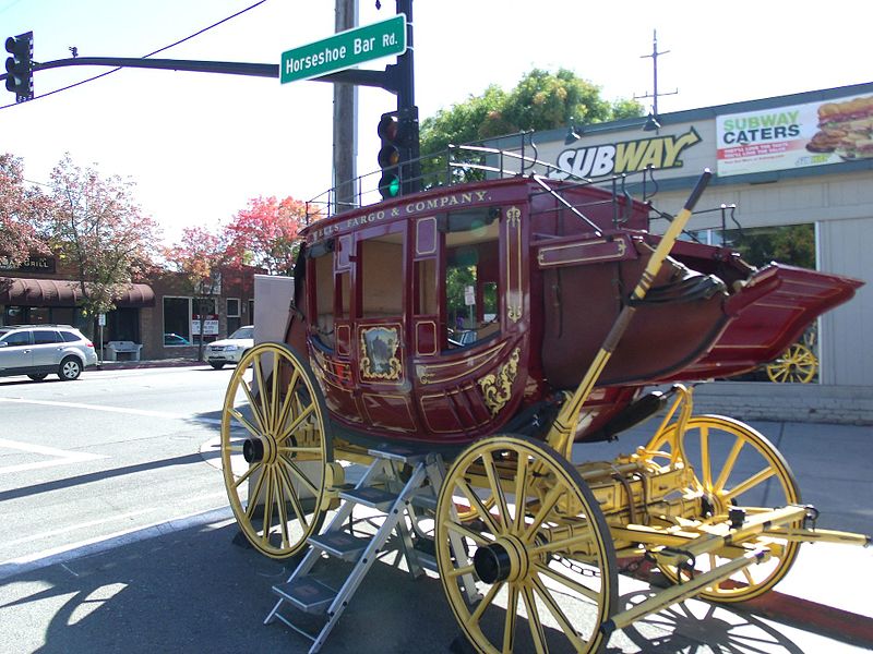 File:Wells Fargo Stagecoach In Loomis California - panoramio (1).jpg
