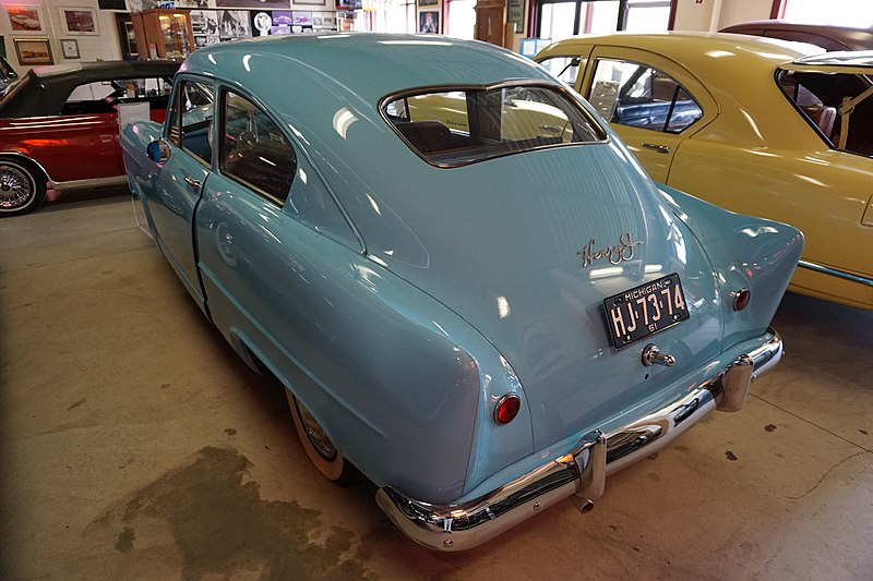 File:Ypsilanti Automotive Heritage Museum May 2015 090 (1951 Henry J).jpg