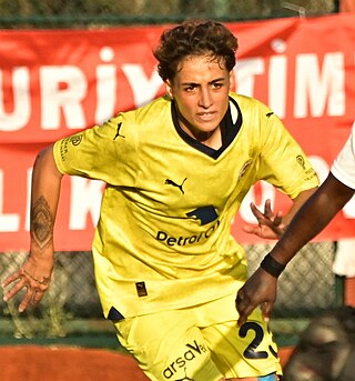 <span class="mw-page-title-main">İlayda Civelek</span> Turkish footballer (born 1998)