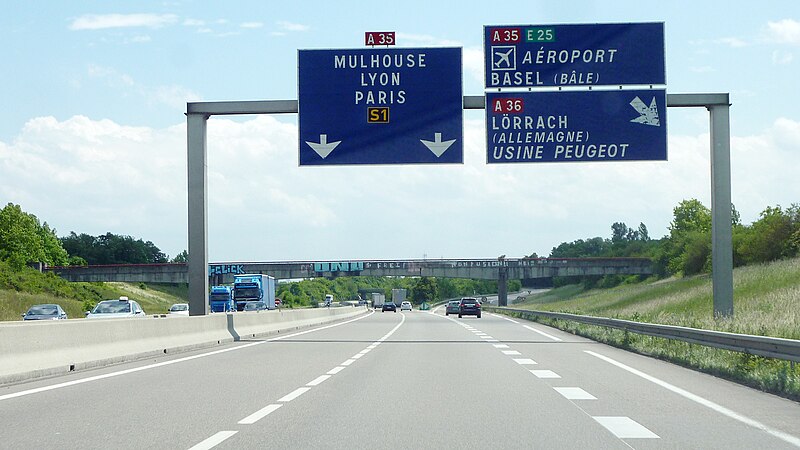 File:150529-Autoroute-A35-14.jpg