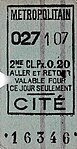 Ticket aller-retour émis le 27e jour de l'année 1911, soit le vendredi 27 janvier 1911.