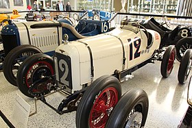 1922 Duesenberg Indianapolis 500-vinner (15965822369) .jpg