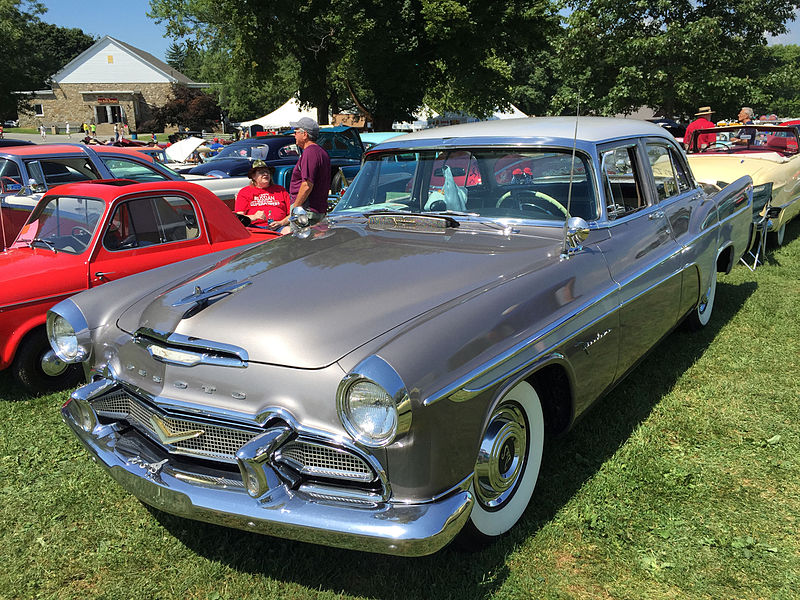 File:1956 DeSoto Firedome sedan at 2015 Macungie show 1of3.jpg