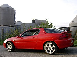 1995 Mazda MX-3 Heck.jpg