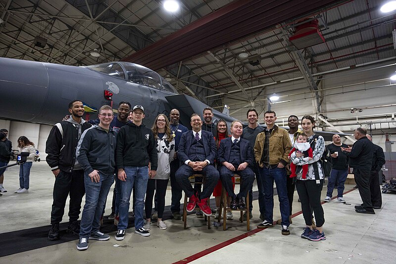 File:2023 USO Holidays Tour in Europe - 231211-A-UH083-4701 (53414028596).jpg
