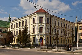 7 Lvivska Street, Zhovkva (01).jpg