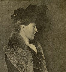 Alice Duer Miller in 1908 or 1909