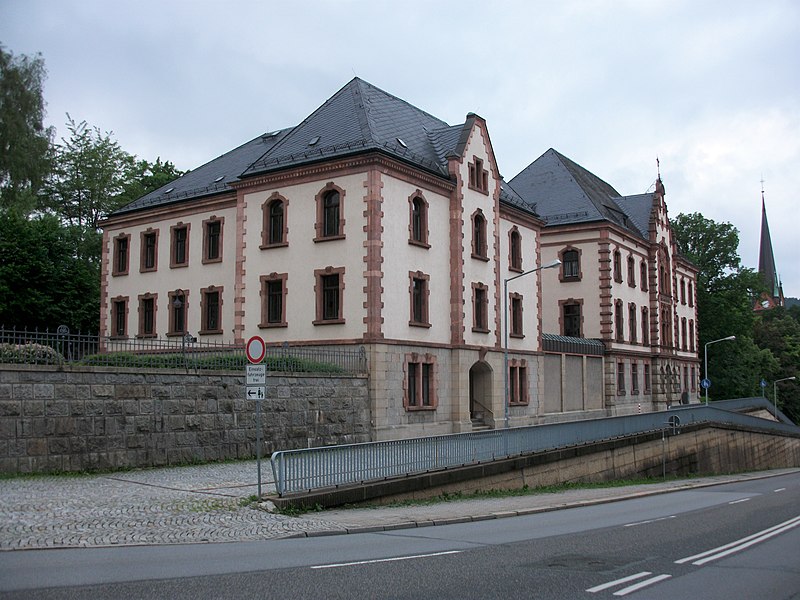 File:Amtsgericht Aue (2).jpg