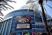 Anaheim Convention Center (40400680114).jpg