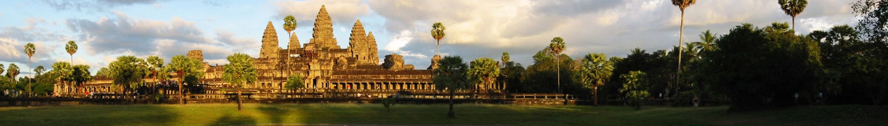 An evening sunset at Angkor Wat in November 2002