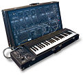 ARP 2600P v3.0 (1972–74) or v4.0 (1974) with 3620 duophonic keyboard (1974-?), new G-clef logo.
