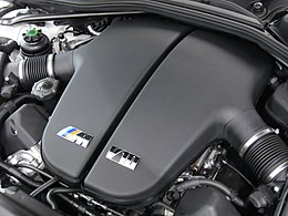 BMW S85B50 Engine.JPG