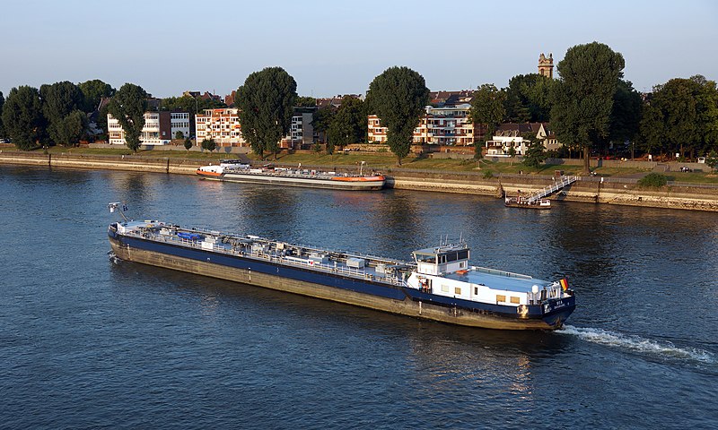 File:Bea (ship, 2009) 001.JPG