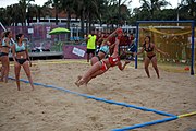 Deutsch: Beachhandball bei den Olympischen Jugendspielen 2018; Tag 5, 10. November 2018; Mädchen, Hauptrunde - Ungarn-Paraguay 2:0 English: Beach handball at the 2018 Summer Youth Olympics at 11 October 2018 – Girls Main Round – Hungary-Paraguay 2:0