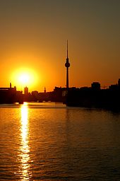 Berlin Berlin sonnenuntergang.jpg