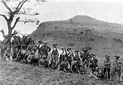 Boers at Spion Kop, 1900 - Project Gutenberg eText 16462.jpg