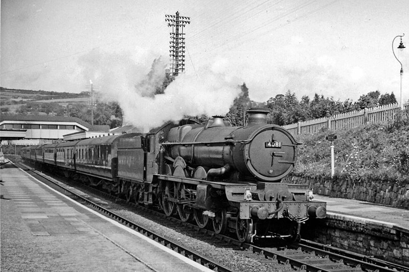 File:Brent railway station geograph-2431014-by-Ben-Brooksbank.jpg