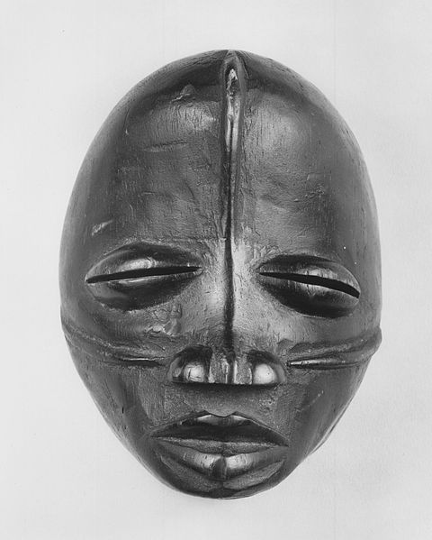 File:Brooklyn Museum 43.177.9 Mask.jpg