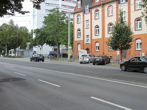 Bushaltestelle Marbachweg-Sozialzentrum, 4, Eckenheim, Frankfurt am Main