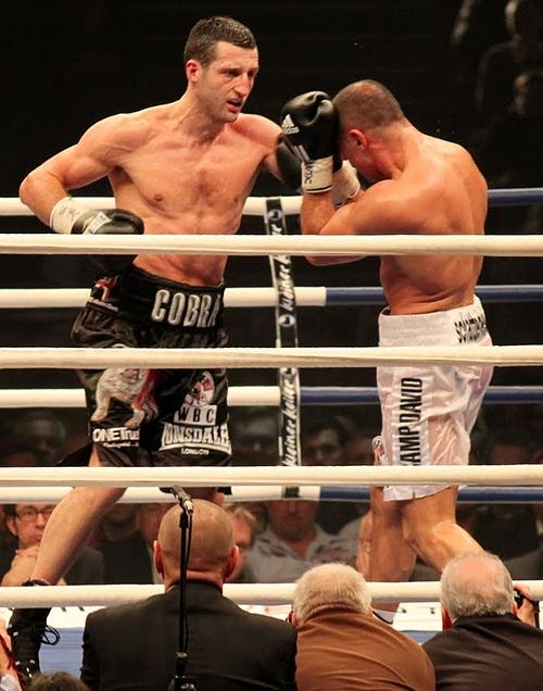 Abraham (right) vs. Carl Froch