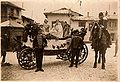 Il carro della mugnaia (Teresa Nicolotti) nella piazza di Azeglio, Carnevale del 1929.