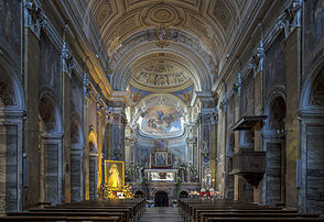 Vue intérieure de la cathédrale de Nepi, dans le Latium. (définition réelle 5 365 × 3 689)