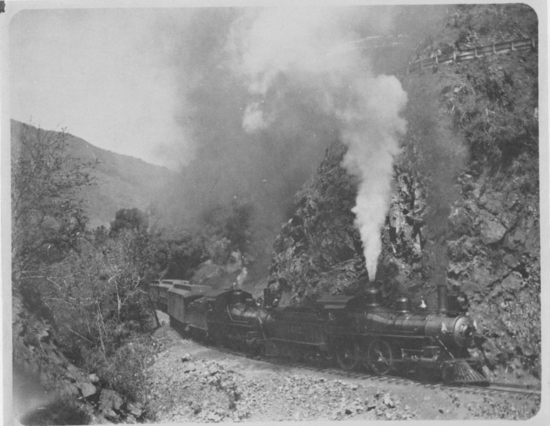 File:Cats Canyon Tunnel (Tunnel 1) former location with train.jpg