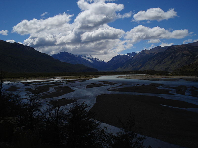 File:Chaltén Santa Cruz Argentina.jpg