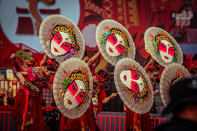 File:Chinese umbrella dance.jpg