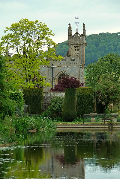 File:Church at Sudeley Castle.jpg