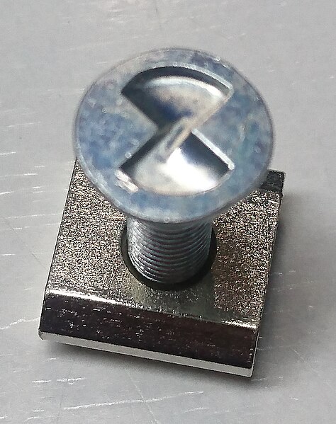 File:Clutch head screw Type G.jpg