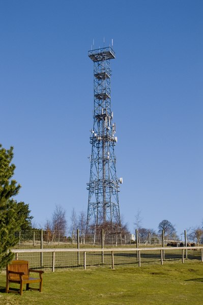 File:Communication Tower, Corstophine Hill - geograph.org.uk - 2293216.jpg