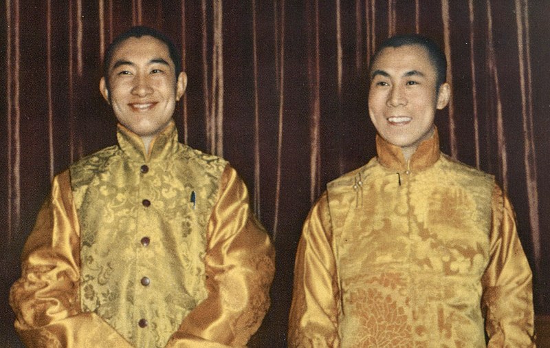 Archivo:Dalai and Panchen.jpg