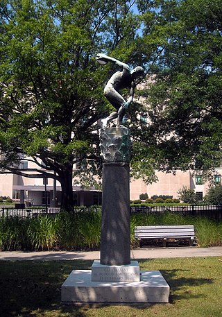 <i>Discus Thrower</i> (Washington, D.C.) Bronze sculpture in Washington, D.C.