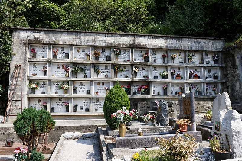 File:Esino Lario - Wikimania 2016 - Cemetery 02.jpg