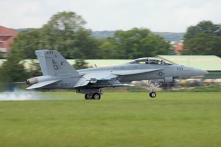 Fail:FA-18F_Super_Hornet_-_Paris_Air_Show_2007.jpg