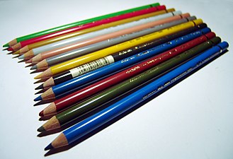 Assortiment de crayons de couleur pour artistes de la marque Faber-Castell Polychromos
