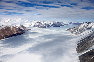 <span class="mw-page-title-main">Ferrar Glacier</span> Glacier in Antarctica