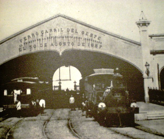 Ferrocarril Oeste, un club de barrio