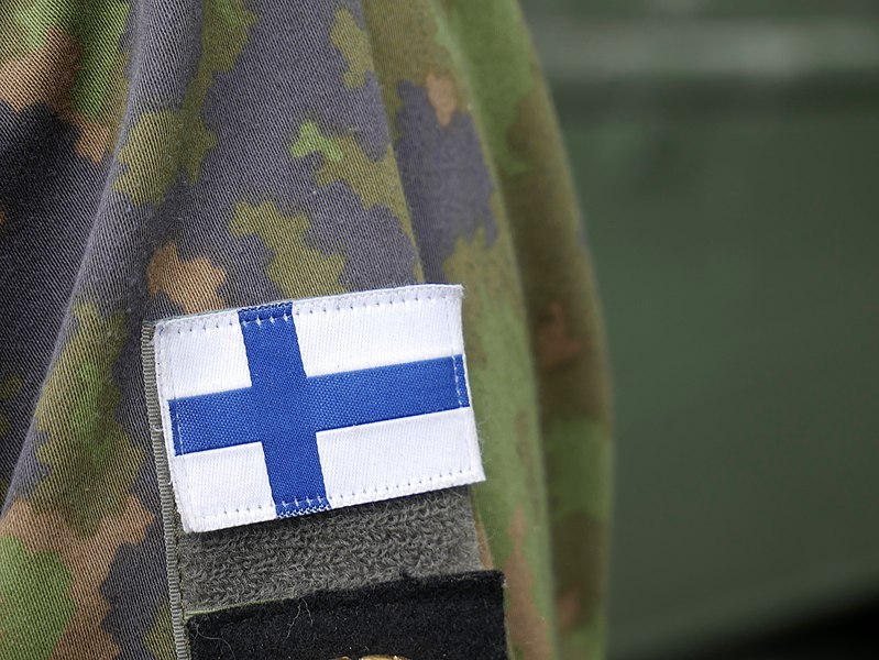 File:Flag of Finland in army uniform 20180604.jpg