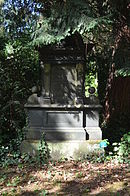 Frankfurt, main cemetery, grave D 279 Büdingen.JPG