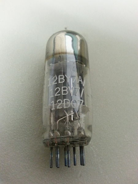 File:GE-12DQ7-tube.jpg