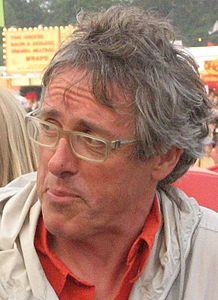 Griff Rhys Jones IOW cropped.jpg