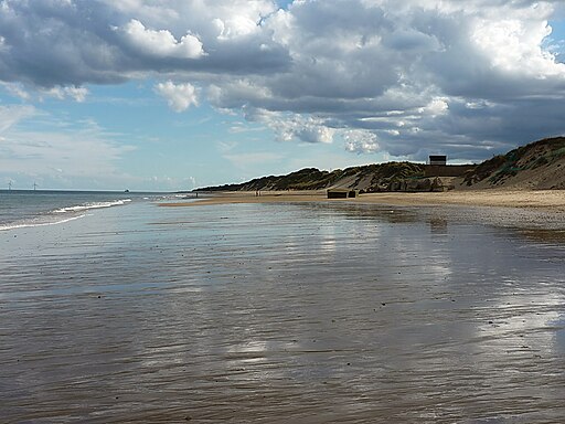 Hemsby beach - geograph.org.uk - 3733159